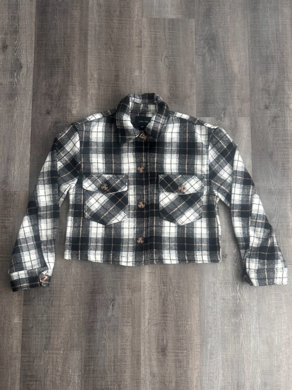 Women’s Size Small Black and White Plaid Cropped Flannel Button-Up Jacket